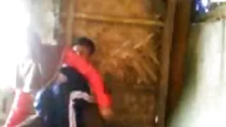 عورت ڈک بیکار ہے انڈین سیکسی ویڈیو سے karateka اور پچھواڑے میں fucks