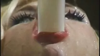 بالغ سنہرے بالوں انڈین سیکسی ویڈیو والی ایک آدمی seduces اور اس کے fucks