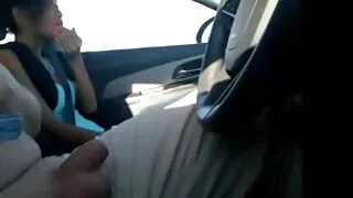 آرام سیکسی ویڈیو سیکسی کرنے کے لئے ، بیٹا اپنی ماں کو پچھواڑے میں مشکل fucks