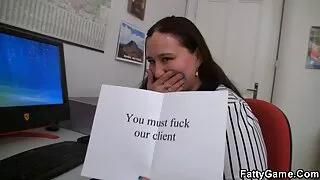 پمپ آدمی انڈین سیکسی ویڈیو fucks بالغ brunette اندام نہانی
