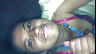 پیاری لڑکی گیلے clit کے نیو سیکسی ویڈیو مشت زنی