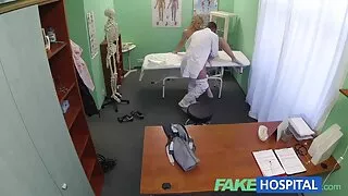 پیاری روسی Brunette گدا چاٹ پارٹنر فل سیکسی فلم
