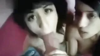 خوبصورت brunette ایک آدمی کے ساتھ جنسی سیکسی ویڈیو سیکس تھا