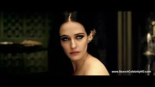 گائے کاٹنے کی مشق کرتے ہوئے ایک نوجوان slut کے مقعد سیکسی فل اور بلی licks