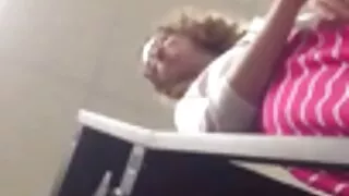 نوجوان لڑکی ، اتارنا fucking گھر میں انڈین سیکسی ویڈیو اور وہ cums کے ساتھ چیخ