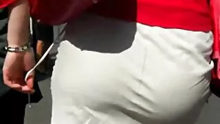 لباس میں بڑی عمر کی عورت آدمی fucks اور ڈک بیکار ہے سیکسی ویڈیو سیکسی